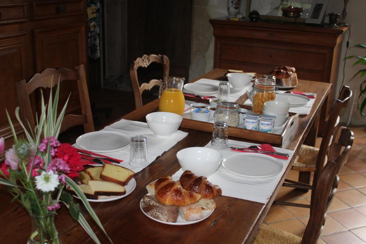 Manoir De La Ventiniere Bed & Breakfast Marchesieux Exterior photo